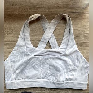 Lululemon Stuff your Stuff bra